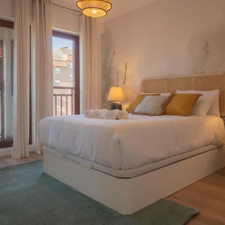 Elegant Temporary Apartment On Street Hiruela Temporal Hrl1710 Madrid Exterior photo